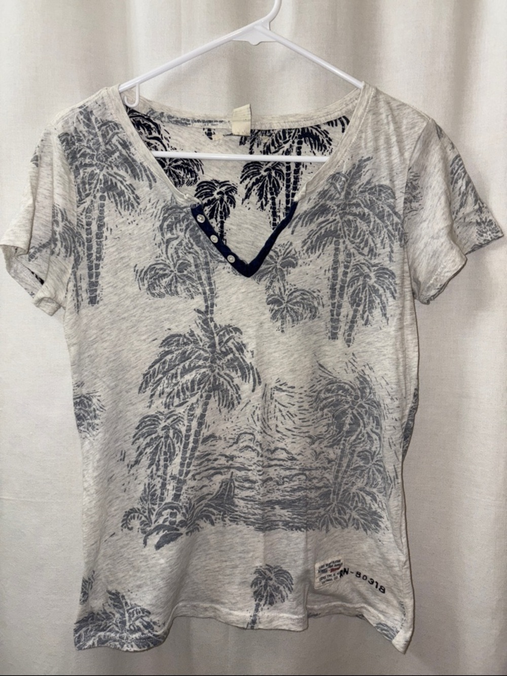 Lucky Brand Light Gray Palm-Print V-Neck Tee with Navy Trim
